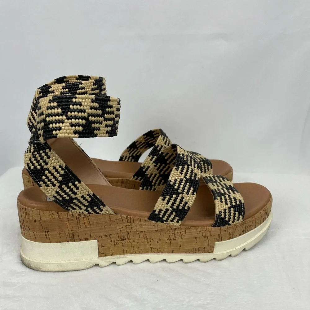 Steve Madden Black/Tan Wedge Sandals 8.5